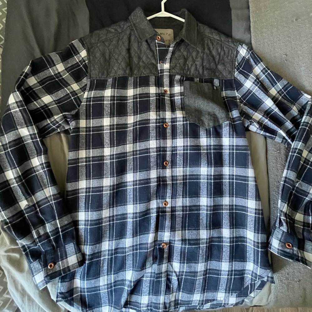 TEAM LTD | Casual Button Down